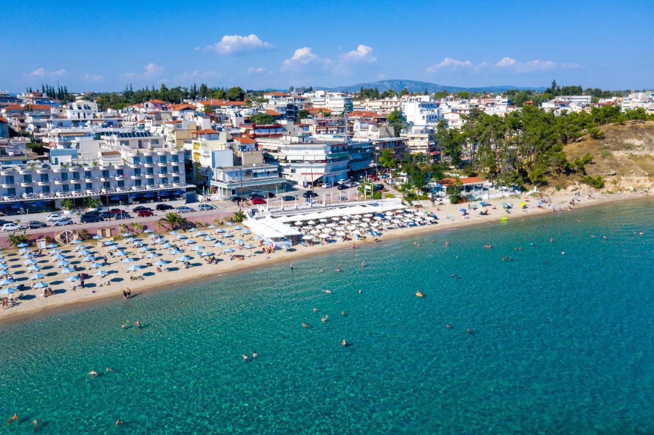 Light Blue Hotel Nea Kallikrateia Bagian luar foto
