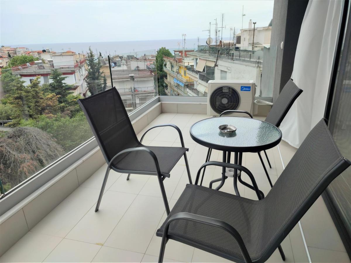Light Blue Hotel Nea Kallikrateia Bagian luar foto